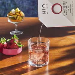 NIO Cocktails Strawberry Margarita 25,8% 0,1L